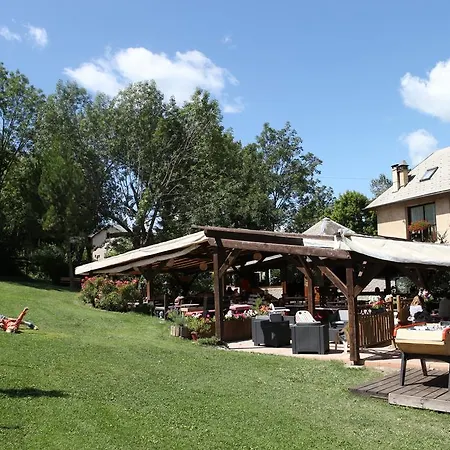 Camping-hotel De Plein Air Les 2 Bois Baratier